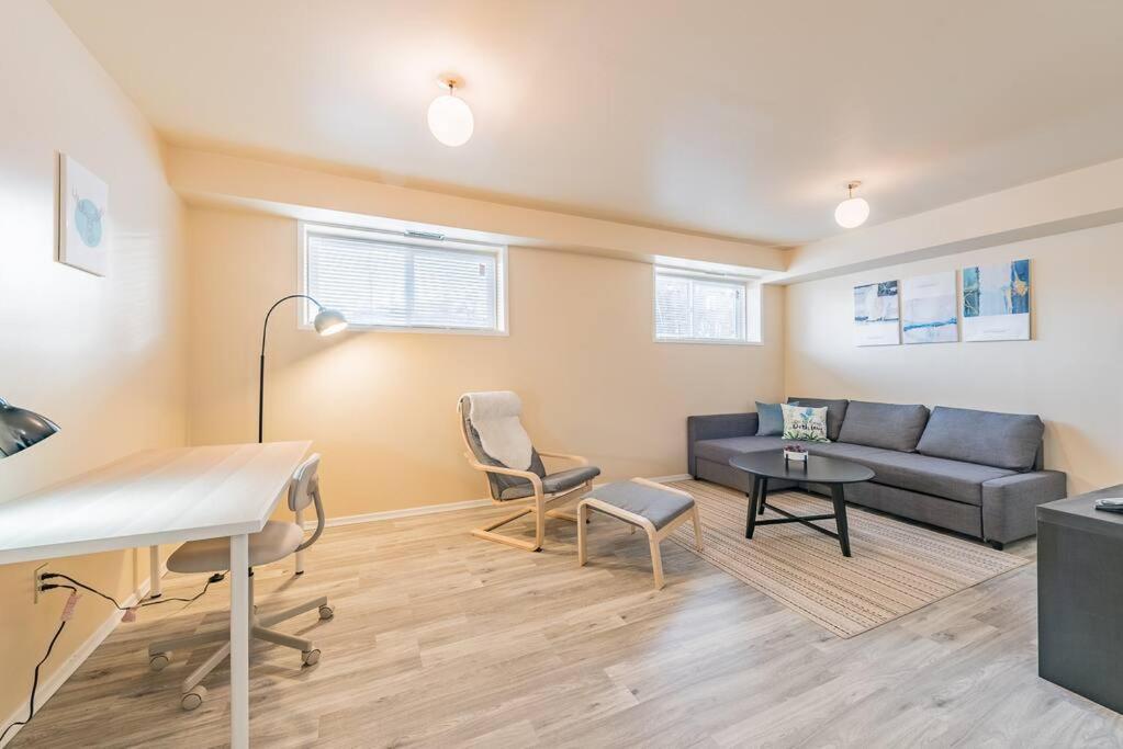 Mt Pleasant Nw 2 Bedrooms 500 Калгари Экстерьер фото